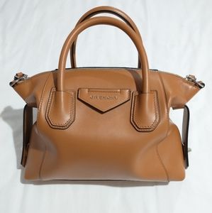 NWT - Givenchy Small Antigona Soft Leather Handbag